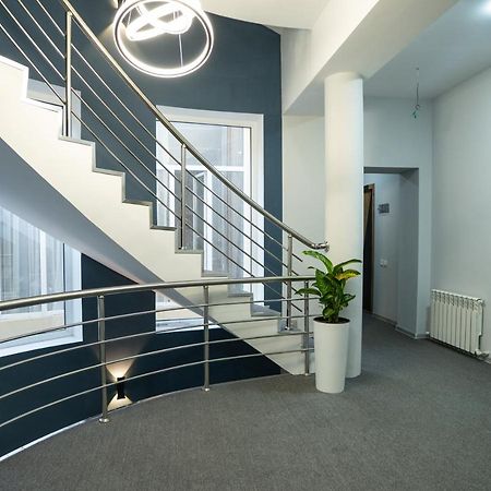 Demure Hotel Ташкент Екстериор снимка
