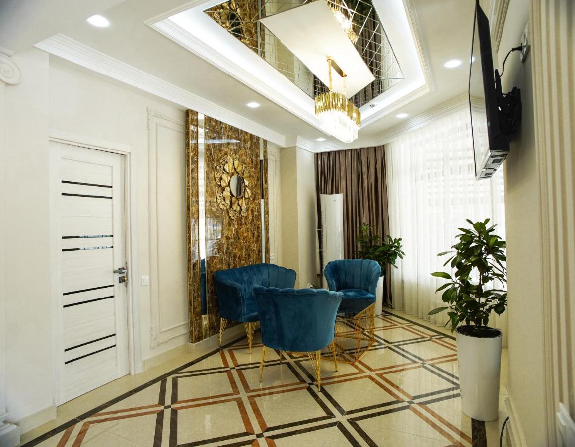 Demure Hotel Ташкент Екстериор снимка