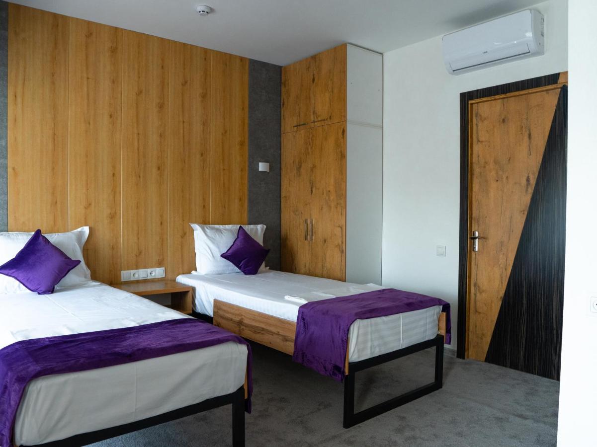 Demure Hotel Ташкент Екстериор снимка